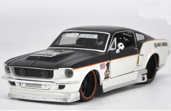 Diecast 1967 Ford Mustang GT Model Black 1:24 Scale By Maisto
