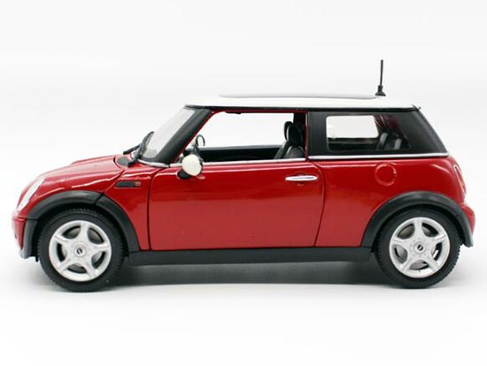 Diecast Mini Cooper Model Red / Yellow 1:18 Scale By Maisto [VB2A342]