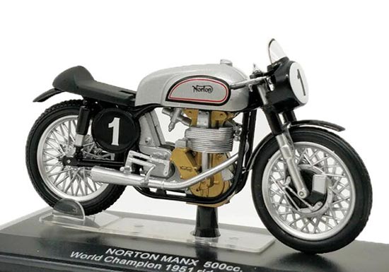 Diecast 1951 Norton Manx 500cc Motorcycle Model 1:22 By Italeri